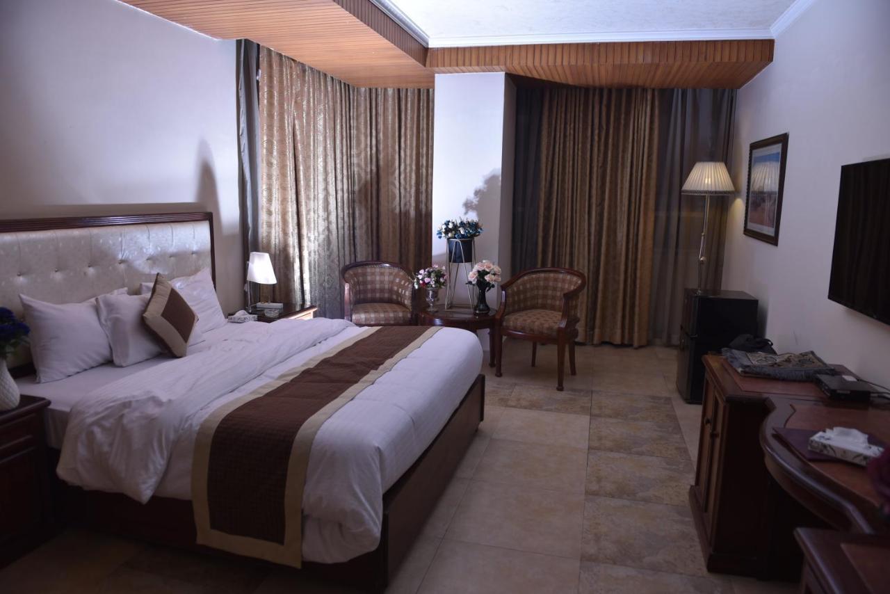 Shalimar Tower Hotel Lahor Kültér fotó